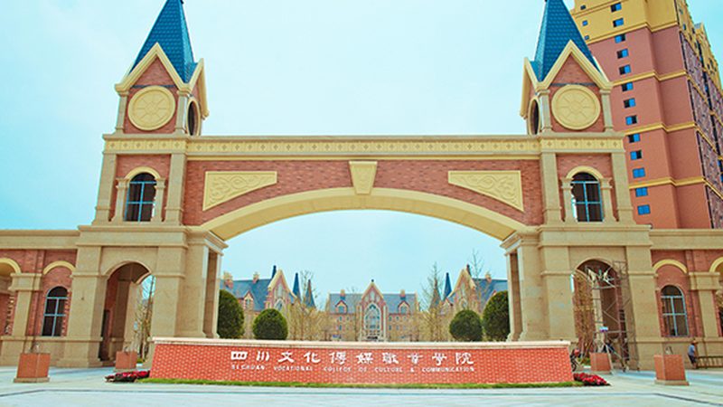 在短视频制作领域，拍摄剪辑软件主要分为以下几类：